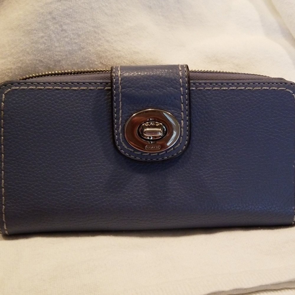 Coach wallet/Clutch
